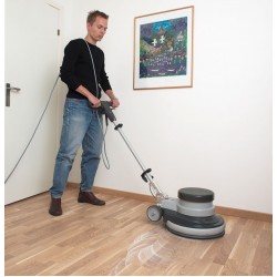 Kit Saving: DC067 (c)  Woca Diamond Oil Active; white or extra white floor oiling, satin, 2 applications 46 to 70m2 work with a buffing machine (DC)